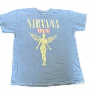 NIRVANA LIVE '93 graphic tee, size XL.